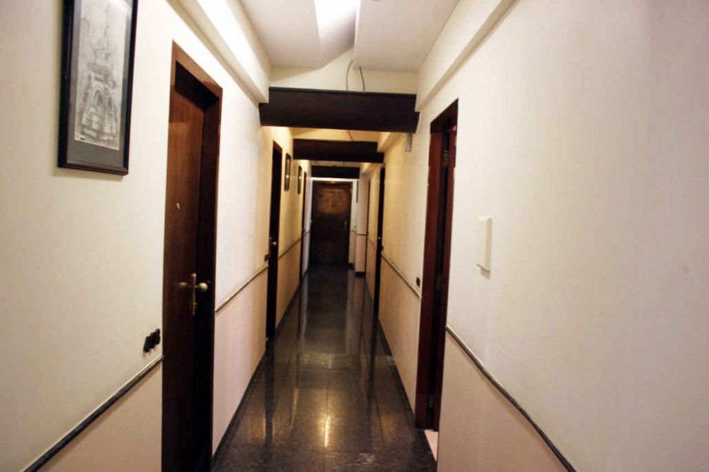 Sukh Hotel-Gallary